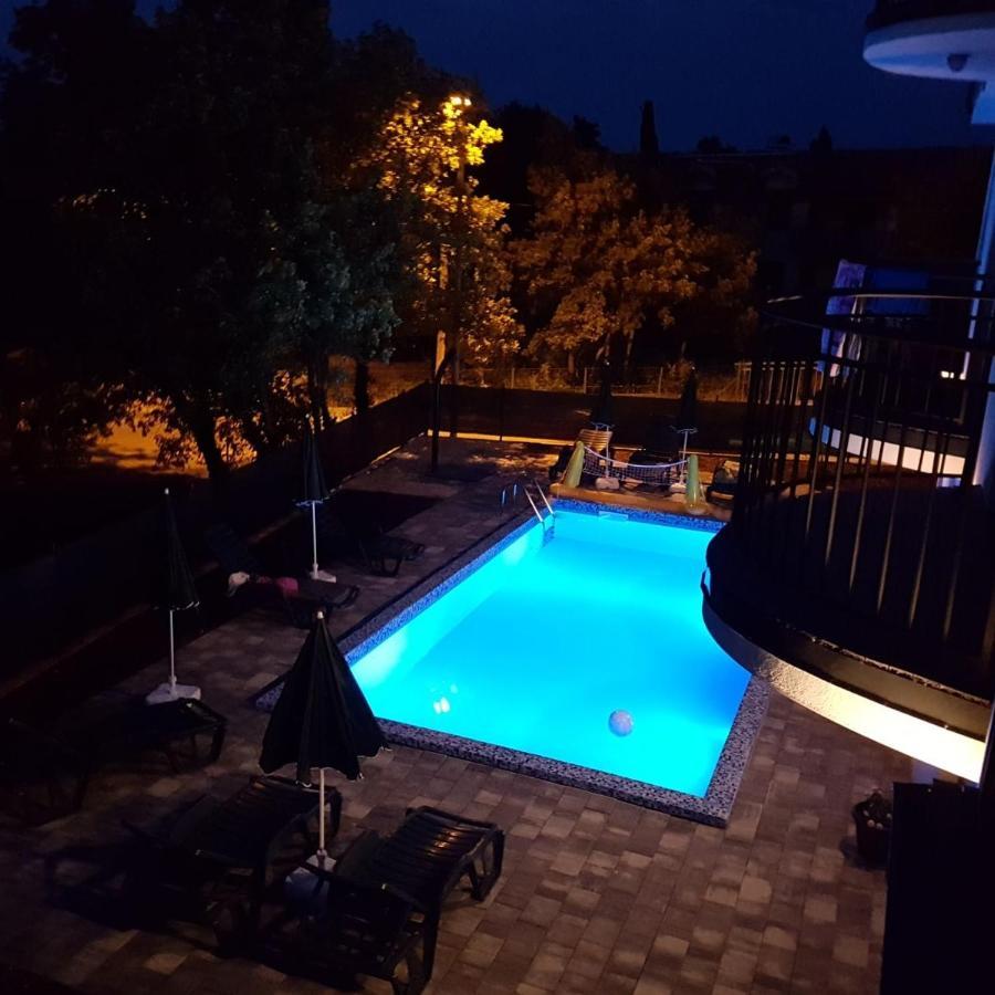 Apartmani Zaric Малинська Екстер'єр фото