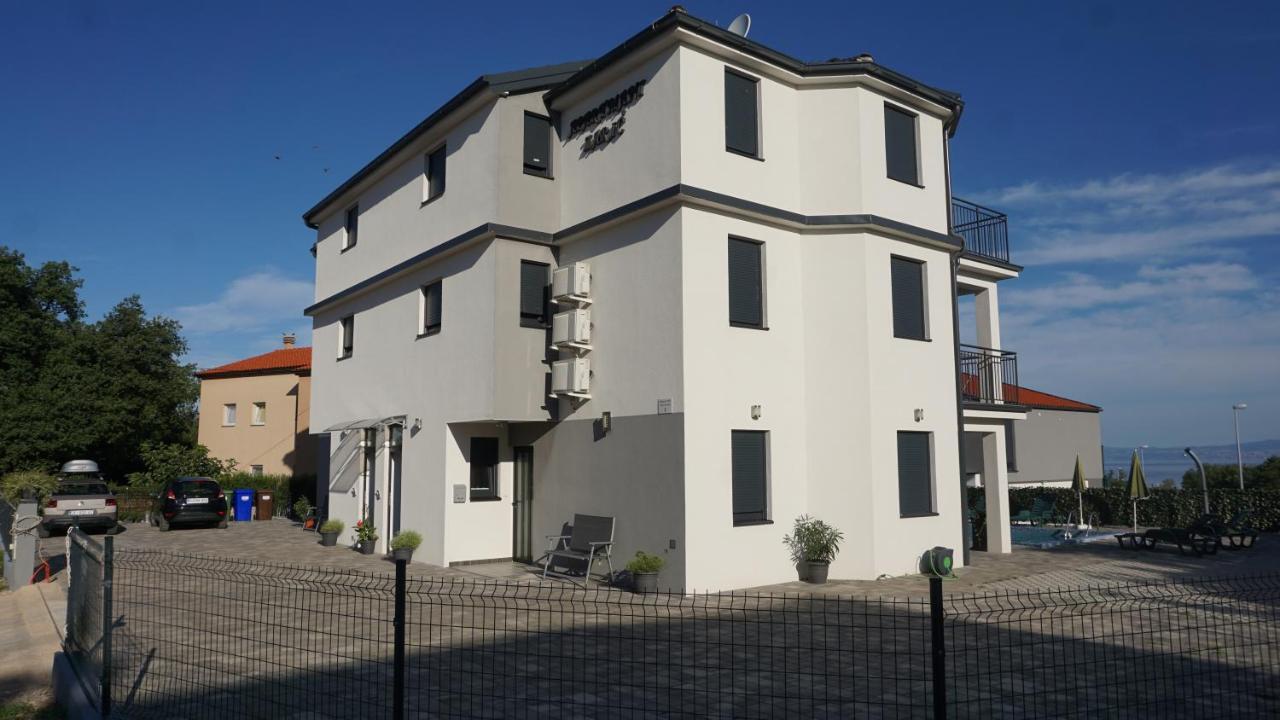 Apartmani Zaric Малинська Екстер'єр фото