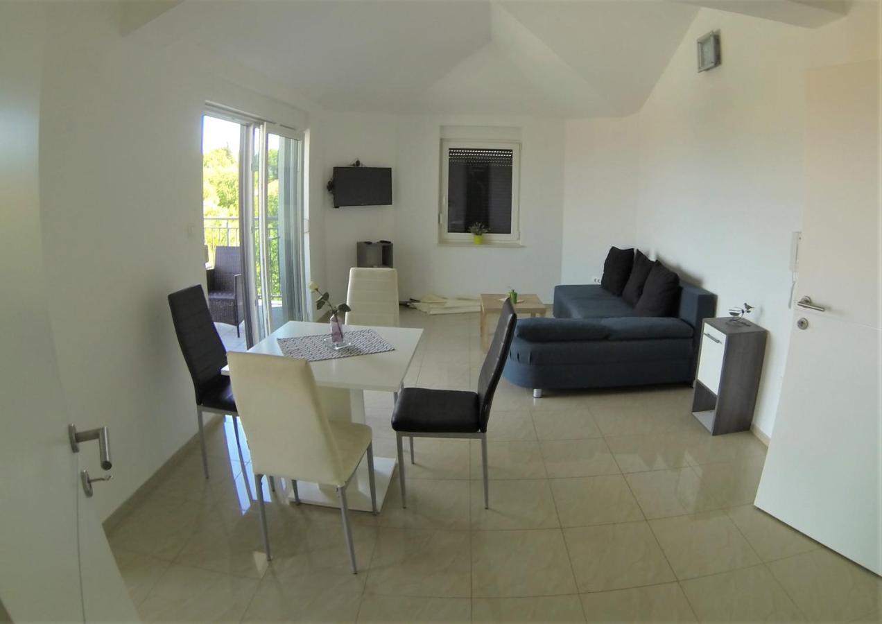 Apartmani Zaric Малинська Екстер'єр фото